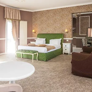 hotel-boutique-lafayette.bucharesthotelsnow.com/